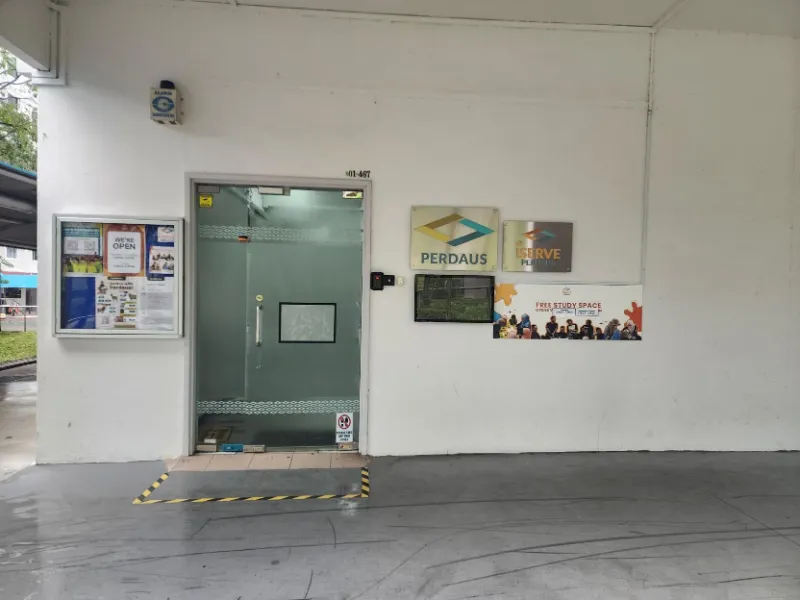 iServe @ Perdaus centre entrance at Blk 361 Bukit Batok Street 31