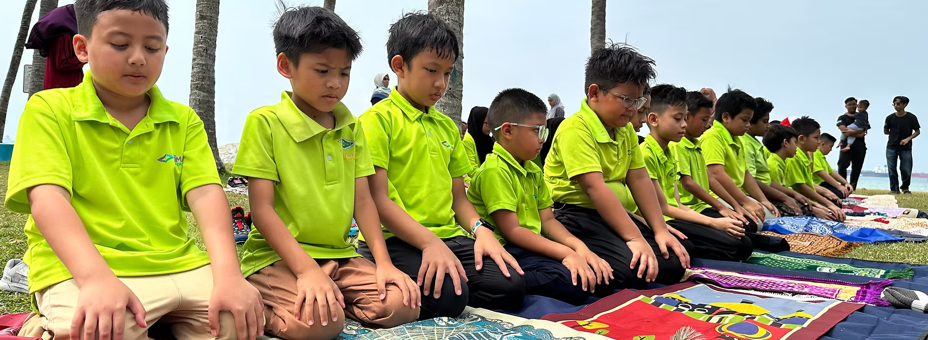 Madrasah Perdaus students